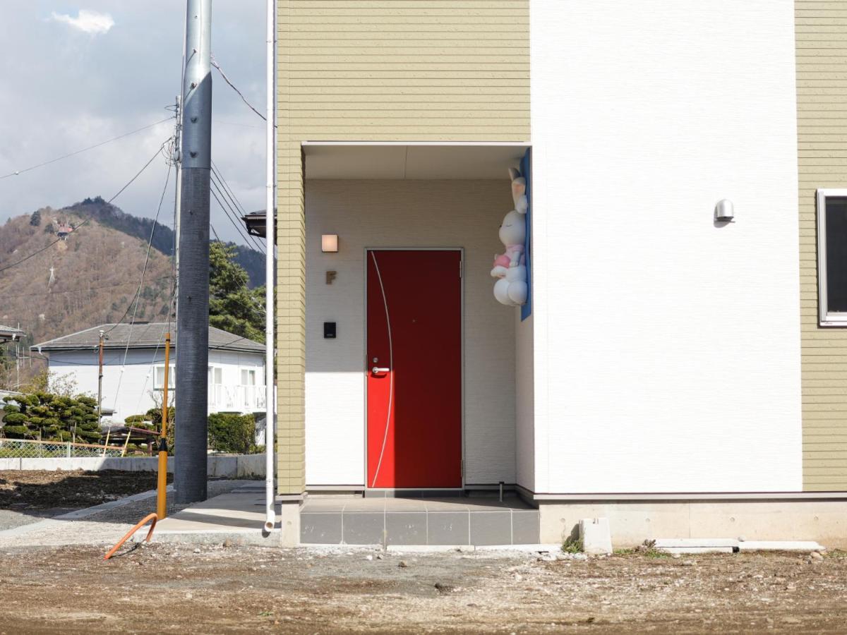 貸別荘 ウサギの郷 Fujikawaguchiko Luaran gambar